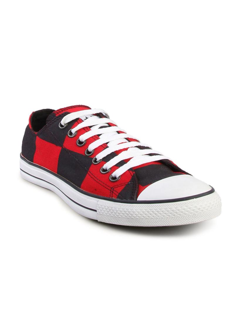 Converse Men's Chuck Men's Casual Shoes