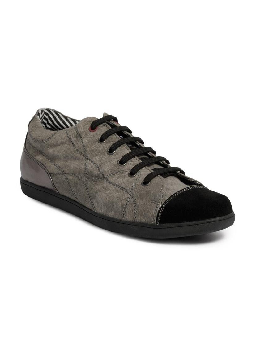 Flying Machine Men's Casual Shoes