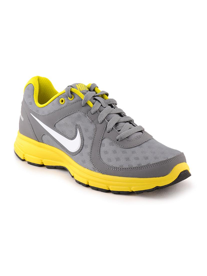 Nike Men's Sports Shoes