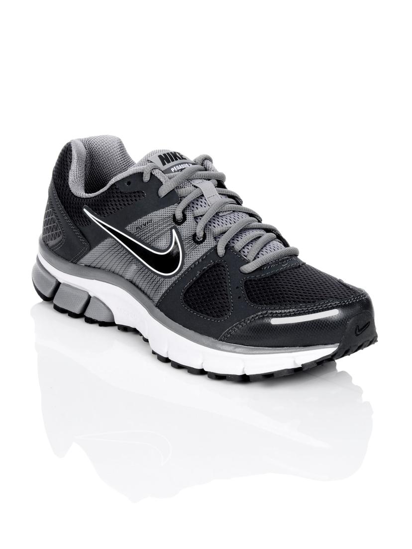 Nike Men's Sports Shoes