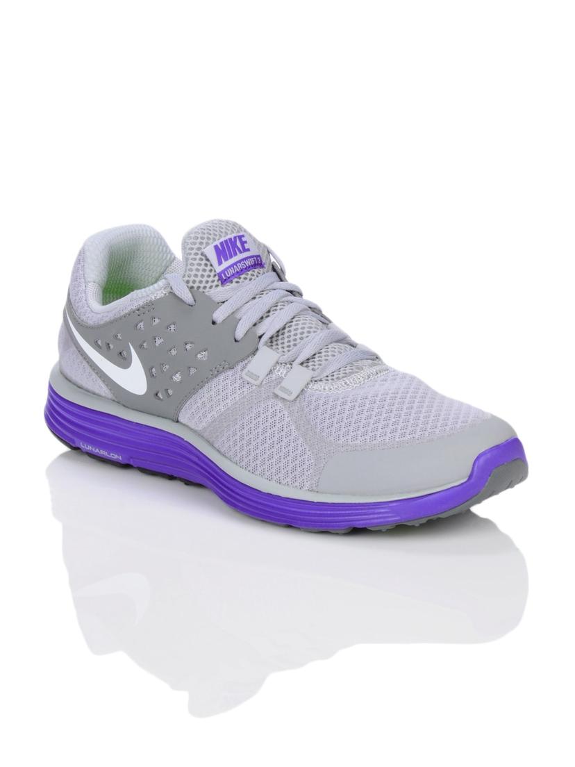 Nike Women's Sports Shoes